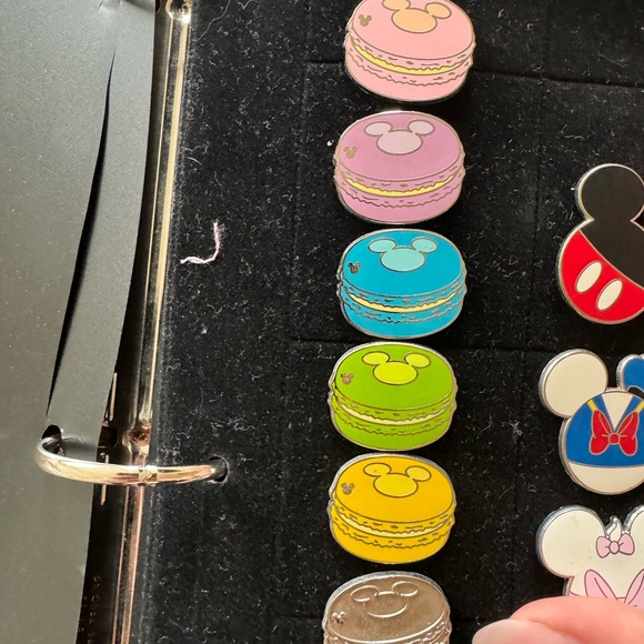 Complete Set of Disney Macarons 2015 Hidden Mickey Pins - Picture 1 of 1